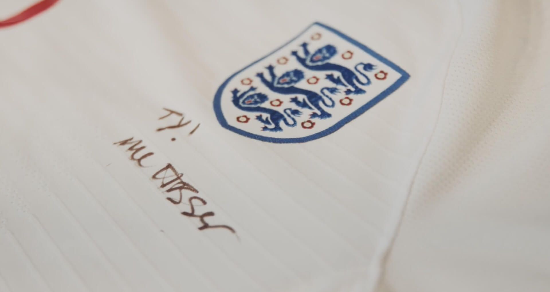 White signed England t-shirt
